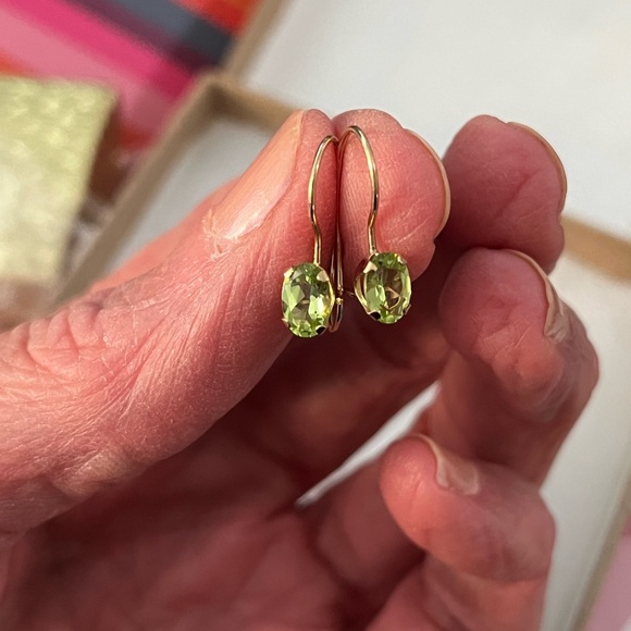 14k Peridot Earrings Jacmel Shepard’s Hook - Picture 3 of 9